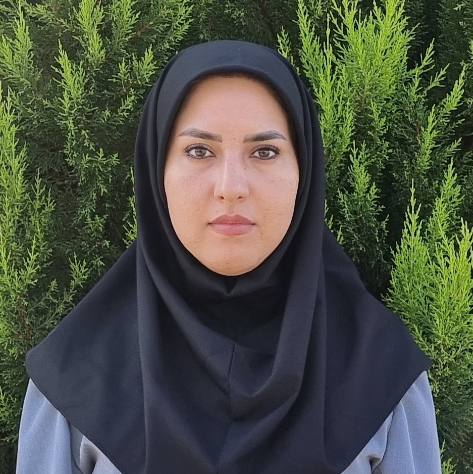 فاطمه علیآبادی