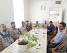 نشست صمیمانه رئیس پردیس کشاورزی، منابع طبیعی و محیط زیست با کارکنان واحد مزرعه