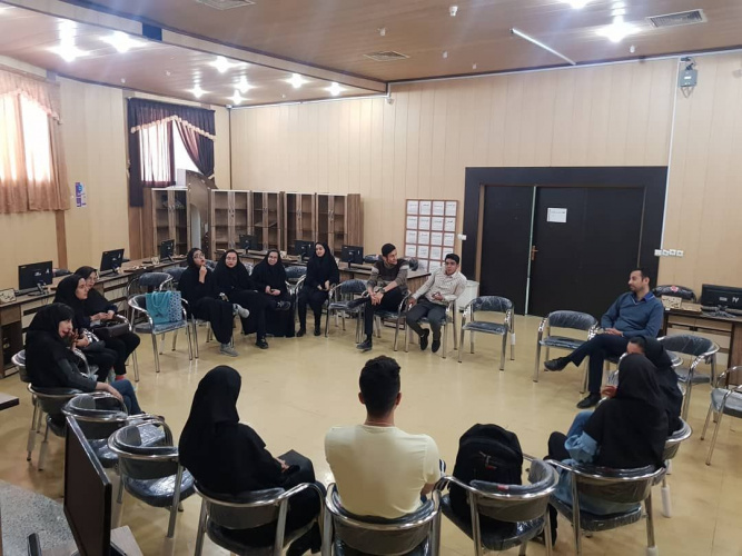 برگزاری نشست هم اندیشی دانشجویی با موضوع جایگاه زن در عصر کنونی