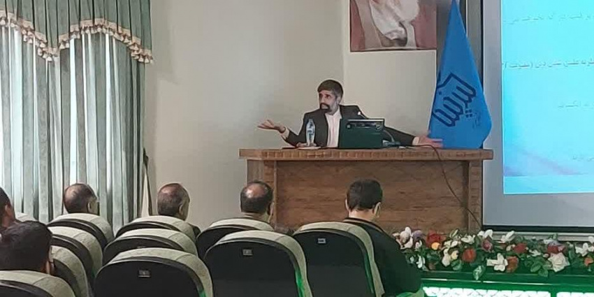 کارگاه "اثبات علمی و ذوقی عفاف و حجاب" با حضور دکتر اوحدی، رئیس دانشگاه پیام نور بیرجند برگزار شد.