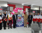 اهدای گل و تبریک روز پرستار توسط سرپرست، کارکنان و دانشجویان دانشکده فنی و مهندسی فردوس به پرستاران بیمارستان شهید چمران