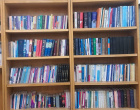 اهدای کتاب توسط دکتر احمد خامسان و سرکار خانم دکتر رویا عقیلی به کتابخانه مرکزی و مرکز نشر