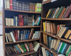 اهدای ۳۱۷ جلد کتاب توسط مرحوم دکتر غلامحسین ریاحی به کتابخانه مرکزی و مرکز نشر دانشگاه بیرجند