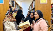 بازدید دانشجویان رشته هنر اسلامی از کتابخانه مرکزی و مرکز نشر جهت انگیزه بخشی در مطالعه، تحقیق و پژوهش
