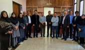 نشست صمیمانه جمعی از اساتید، کارکنان و دانشجویان دانشکده ادبیات و علوم انسانی با رضا امیرخانی