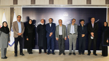 بازدید دکتر خواجه پیری، مؤسس و رئیس مرکز بین المللی میکروفیلم نور، از موزه و مرکز اسناد و مفاخر دانشگاه بیرجند