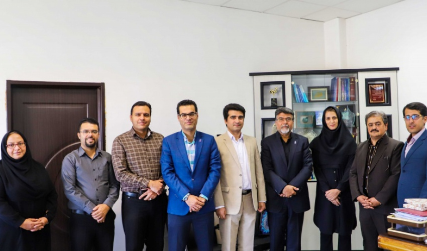 برگزاری جلسه تکریم و معارفه  رؤسای کتابخانه مرکزی و گروه کارآفرینی و ارتباط با صنعت