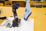 ساخت ربات کاربردی جستجوگر در دانشگاه بیرجند