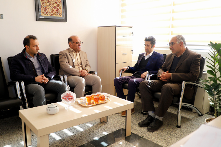 دیدار معاون فناوری اطلاعات و برنامهریزی دادگستری خراسان جنوبی با رئیس پردیس مهندسی